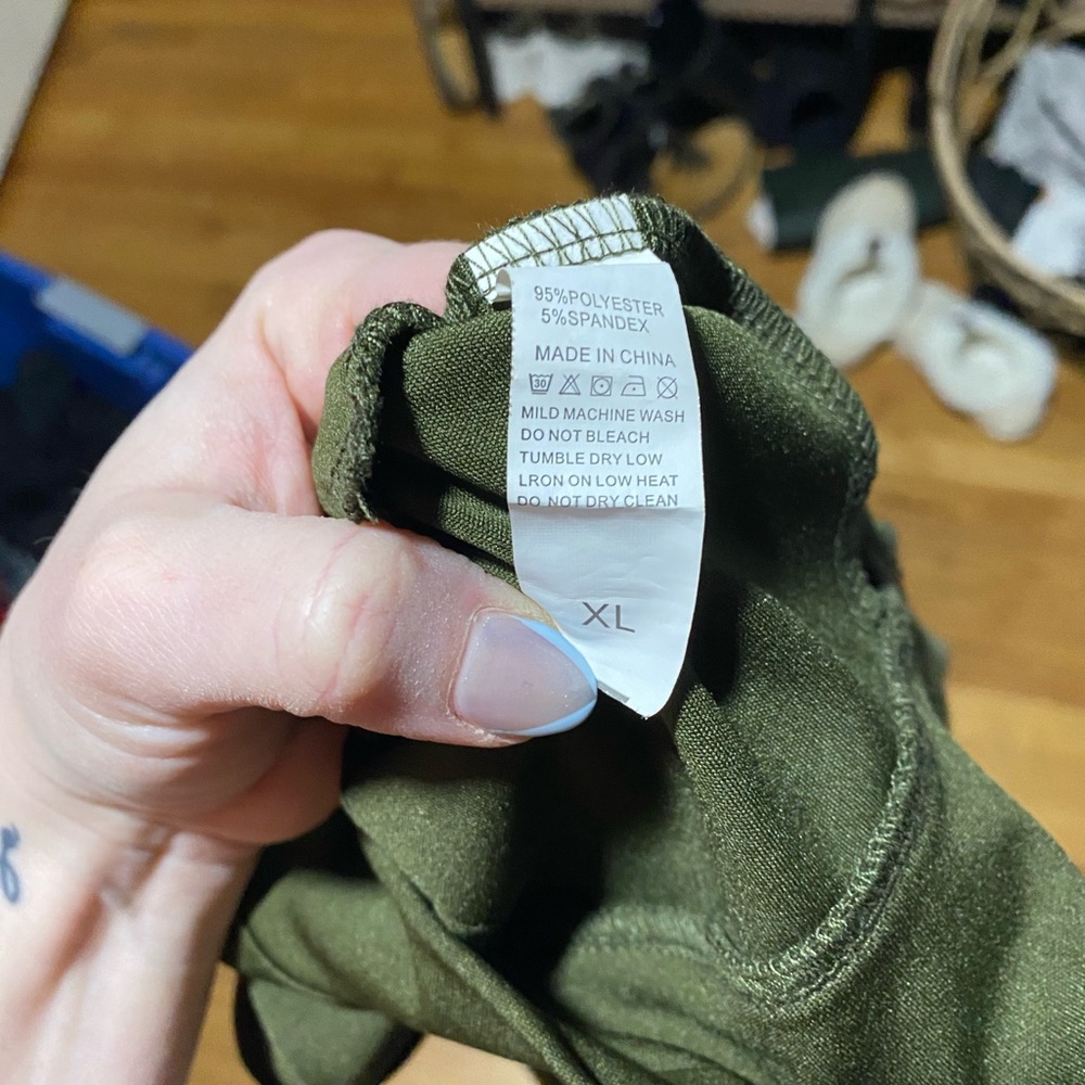 SHEIN Olive Green Boot Cut Pants - Picture 3 of 3